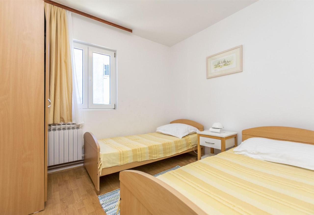 Apartments Ljubomir Rogoznica  Εξωτερικό φωτογραφία
