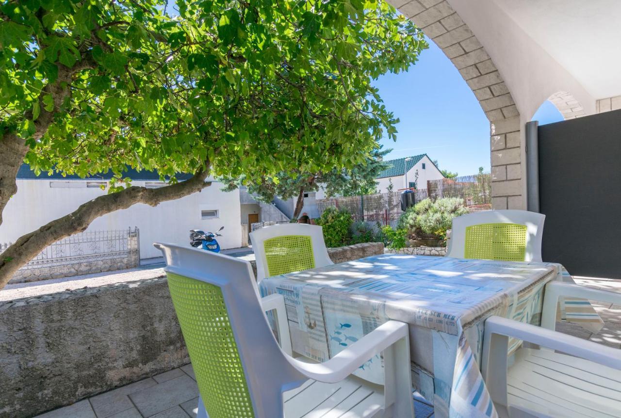 Apartments Ljubomir Rogoznica  Εξωτερικό φωτογραφία